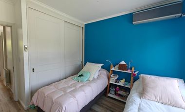 Casa con pileta en Los Jazmines Pilar del Este