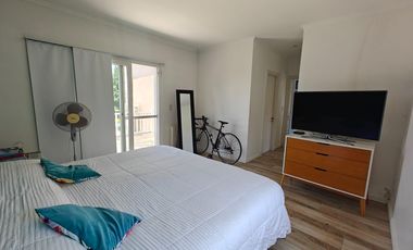 Casa con pileta en Los Jazmines Pilar del Este