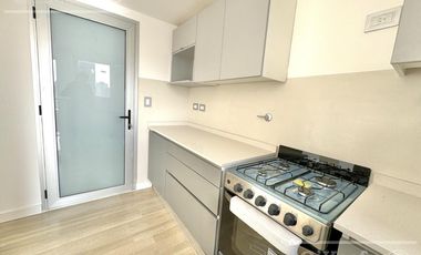 Departamento 2 ambientes en venta, Quilmes Centro - Con cochera y excelentes terminaciones.