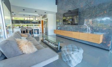 EXCELENTE CASA A LA VENTA EN EL NUEVO QUILMES