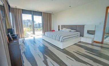 EXCELENTE CASA A LA VENTA EN EL NUEVO QUILMES