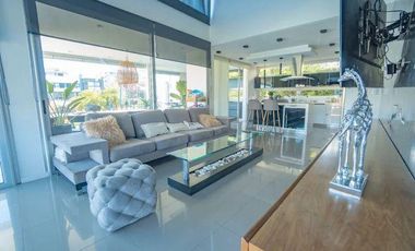 EXCELENTE CASA A LA VENTA EN EL NUEVO QUILMES