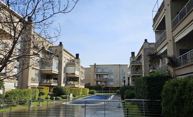 Departamento en Jardines De San Isidro