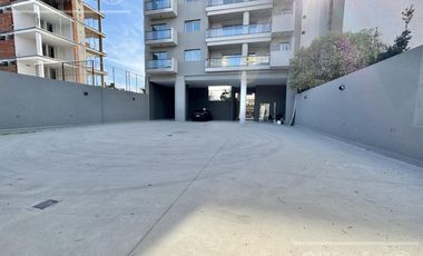 Departamento 2 amb con cochera, Quilmes Centro - Excelentes terminaciones.