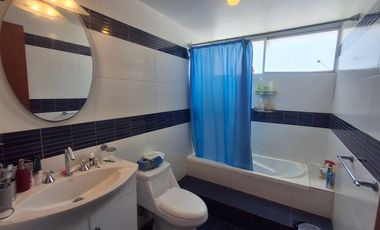 I3 VENDE CASA EN LOS CHILLOS / SECTOR COLEGIO LA SALLE