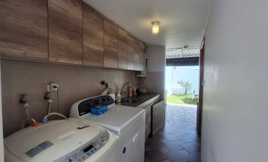 I3 VENDE CASA EN LOS CHILLOS / SECTOR COLEGIO LA SALLE