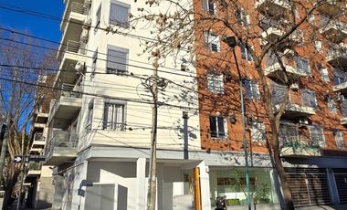 COCHERA CUBIERTA A 1 CUADRA DE AVENIDA MAIPU EN VENTA. OLIVOS
