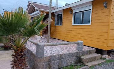 Casa en Arriendo en las gaviotas 331 con hijuelas 22 el tabo