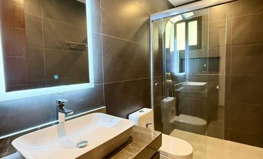 Casa en venta en privada con caseta en La Marquesa