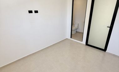 Casa en venta en privada con caseta en La Marquesa