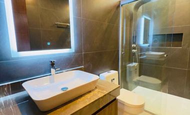 Casa en venta en privada con caseta en La Marquesa