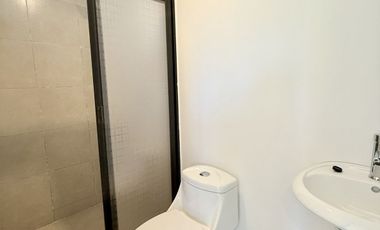 Casa en venta en privada con caseta en La Marquesa