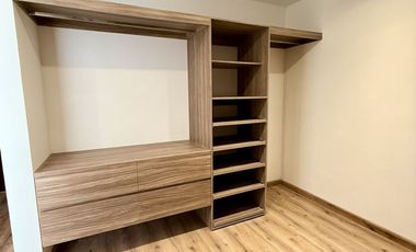 Casa en venta en privada con caseta en La Marquesa