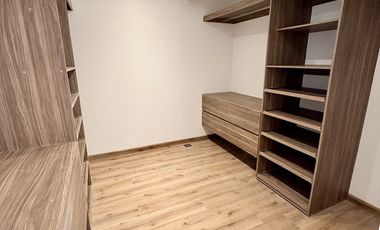 Casa en venta en privada con caseta en La Marquesa