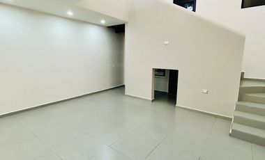 Casa en venta con arquitectura introspectiva en Fracc. Privado en Coatepec