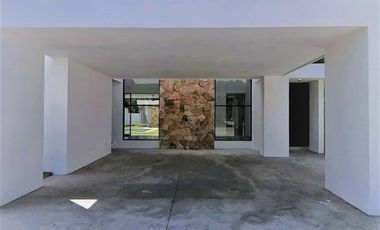 CASA EN VENTA EN MERIDA DE UN NIVEL