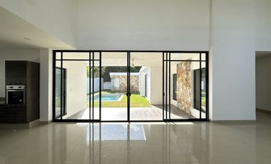 CASA EN VENTA EN MERIDA DE UN NIVEL