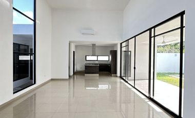 CASA EN VENTA EN MERIDA DE UN NIVEL