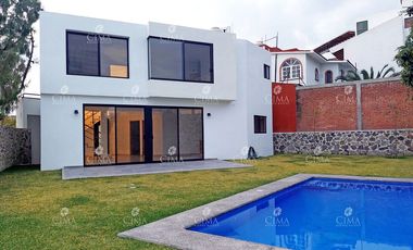 Venta casa en Lomas de Tetela, Cuernavaca - V360