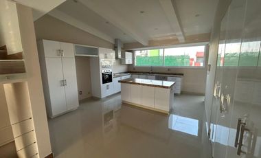 CASA EN RENTA EN FUENTES DEL PEDREGAL