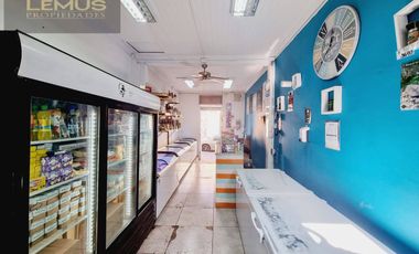SE VENDE LOCAL COMERCIAL A UNA CUADRA DE LA PLAZA DE ARMAS DE LOS ANDES
