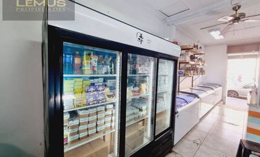 SE VENDE LOCAL COMERCIAL A UNA CUADRA DE LA PLAZA DE ARMAS DE LOS ANDES