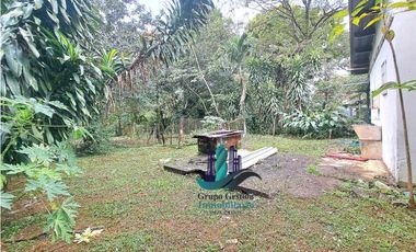 VENDO CASA CON 3000MTS2 HORCONCITOS