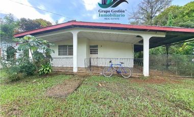 VENDO CASA CON 3000MTS2 HORCONCITOS