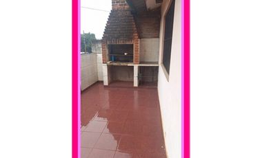 Inmueble con casa y departamento