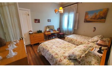Venta casa 5D 3B con estacionamiento en centro de Los Andes