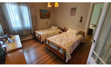 Venta casa 5D 3B con estacionamiento en centro de Los Andes
