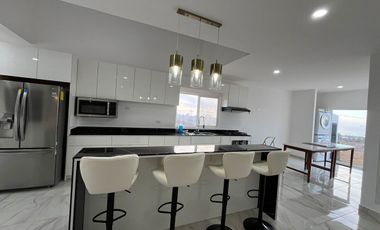 Casa en renta en Punta Azul con vistas al mar y amenidades que disfrutaras!