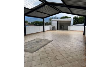 EDIFICIO COMERCIAL Y RESIDENCIAL EN JAMUNDI