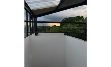 EDIFICIO COMERCIAL Y RESIDENCIAL EN JAMUNDI