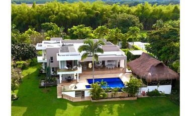Espectacular casa campestre en Cerritos Pereira