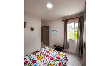 En Venta Apartamento en Conjunto Balcones de la Colina  (Restrepo)