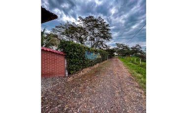 En Venta Casa de descanso en la Vereda Sardinata en Restrepo