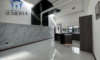 Venta de preciosa casa UNA SOLA PLANTA, para estrenar.