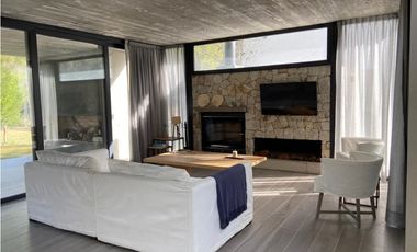 COSTA ESMERALDA- MARITIMO III 4O- ALQUILER