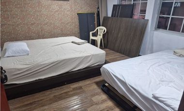 CERRO AZUL / 1000M2 / 4 HABIT / TERRAZA / JARDN / TOTALMENTE CERCADA