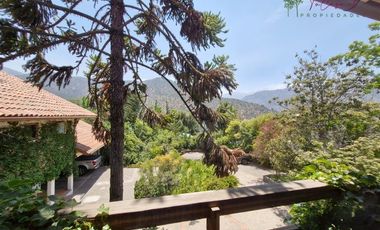 Casa en Venta en Camino Los Refugios- Los Quillayes- El Arrayán