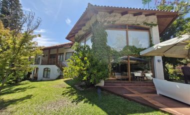 Casa en Venta en Camino Los Refugios- Los Quillayes- El Arrayán