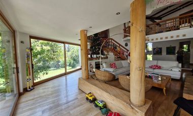 Casa en Venta en Camino Los Refugios- Los Quillayes- El Arrayán