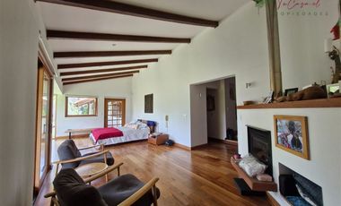 Casa en Venta en Camino Los Refugios- Los Quillayes- El Arrayán