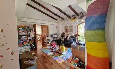 Casa en Venta en Camino Los Refugios- Los Quillayes- El Arrayán