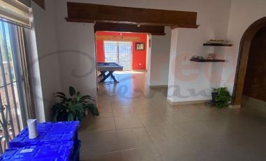 Residencia de un Solo Nivel en Barranca, en Venta