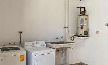 SE RENTA CASA EN RENTA, CÉNTRICA, EN CIUDAD DEL CARMEN, CAMPECHE