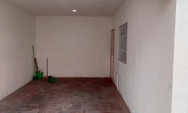 SE RENTA CASA EN RENTA, CÉNTRICA, EN CIUDAD DEL CARMEN, CAMPECHE