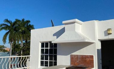 SE RENTA CASA EN RENTA, CÉNTRICA, EN CIUDAD DEL CARMEN, CAMPECHE