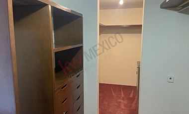 CASA EN BOSQUES DE LA HERRADURA CON JARDIN Y CUATRO RECAMARAS